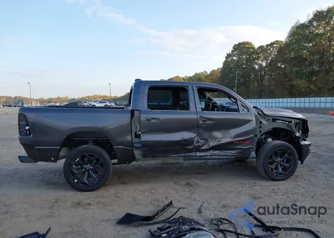 2022 Ram 1500 Limited 4X2 5'7 Box z USA, uszkodzony, nr VIN 1C6RREHTXNN211670